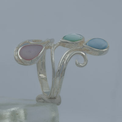 Sterling Silver Vertical Mother of Pearl ring - Silvertree Jewelry #