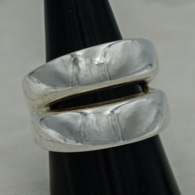 Modern Sterling Silver Double Band Ring - Sleek & Stylish Design