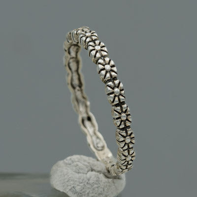 Sterling Silver Petite Daisy Ring 2mm Floral Band