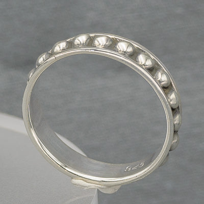 Sterling silver ring with bobbles medium