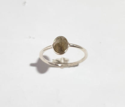 Labradorite ring