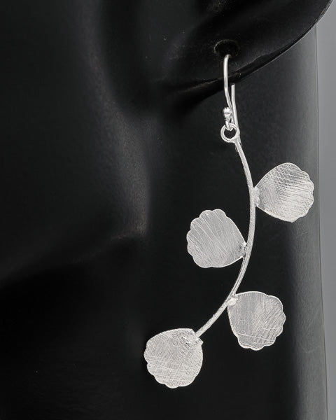Brushed silver leave earring