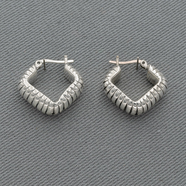 Chunky square hoops