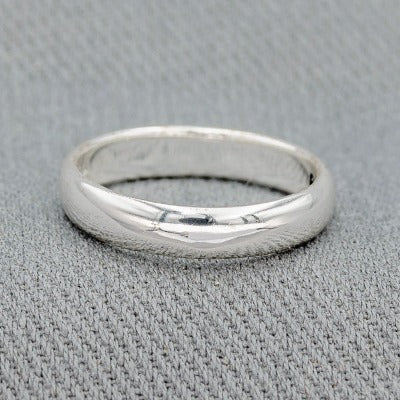 Sterling silver ring 4mm