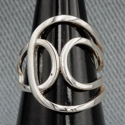 Sterling silver Flowing lines ring