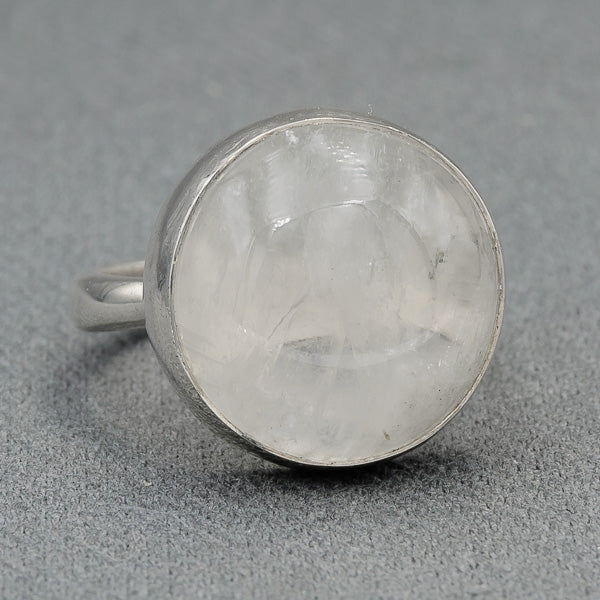 Round milky moonstone ring